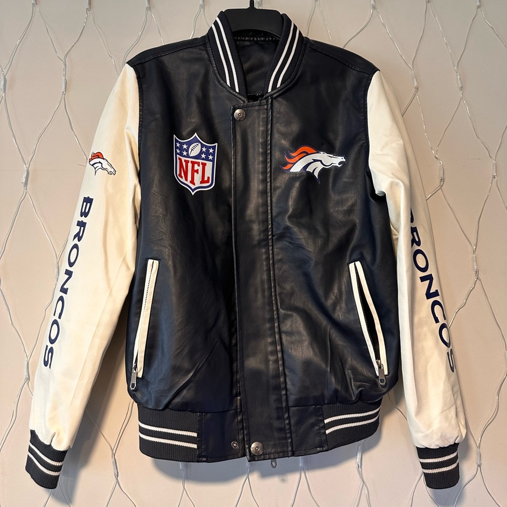 Denver broncos Leathermen jacket medium